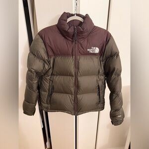 The North Face Nuptse 1996 Retro
Puffer Jacket Womens Medium